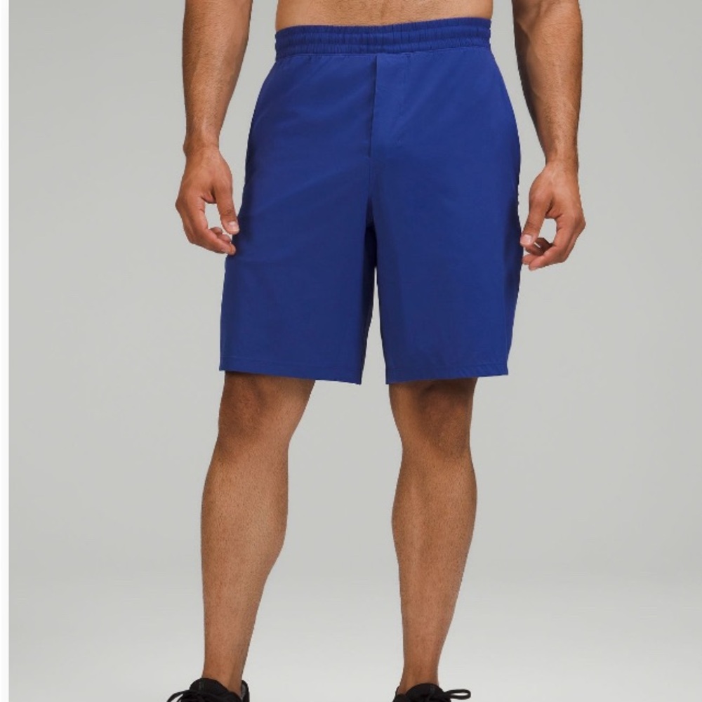 Men’s Lululemon athletic shorts